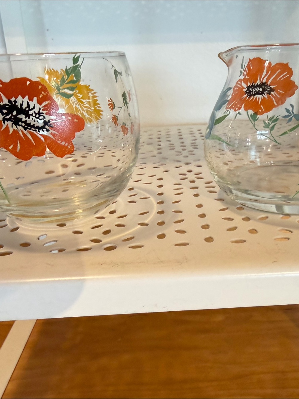 Vintage Dorothy Thorpe Glass Tumblers with Orange Floral Print - Set of 2